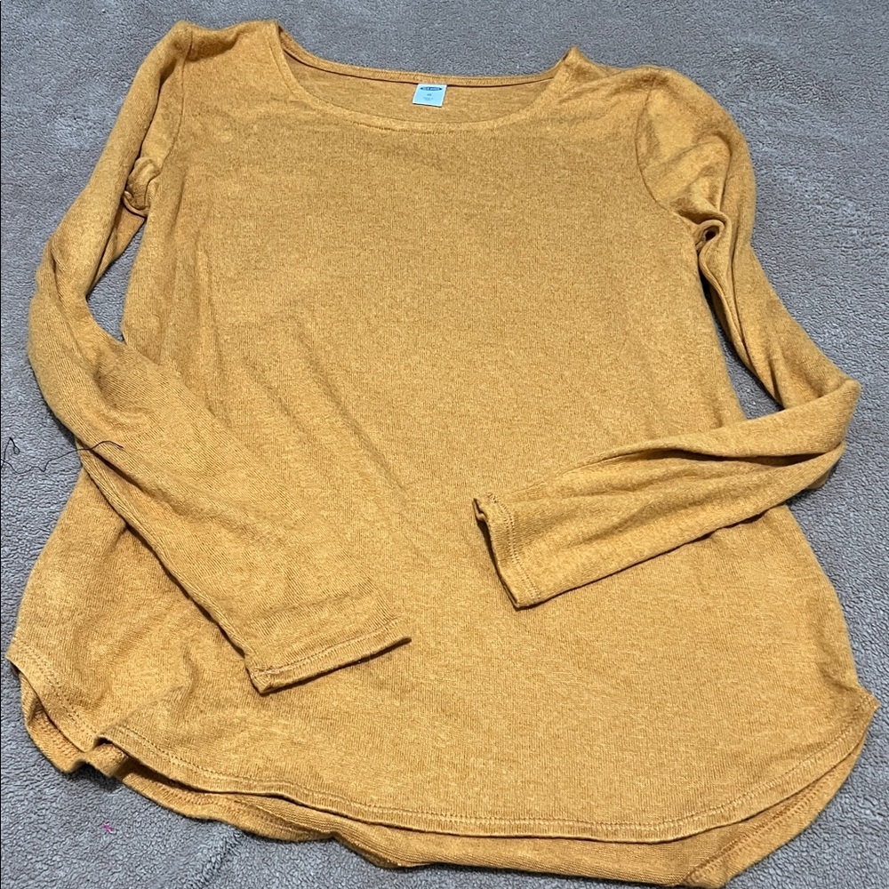 Old Navy Mustard Long Sleeve Tee